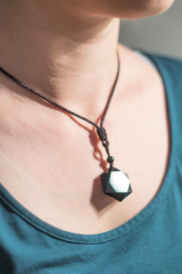 Fekete Obszidián Medál Nyaklánc