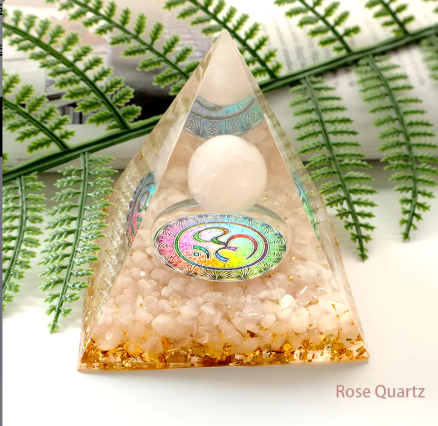 Rózsakvarc Orgonit Piramis